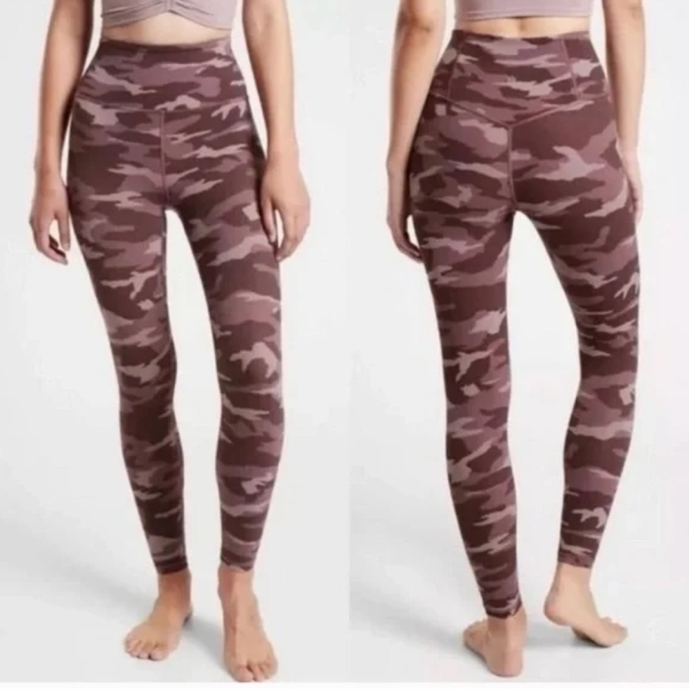 Athleta Elation 7/8 Pink Camo Leggings